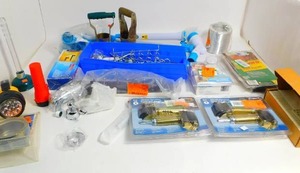 lot 35 image: Flashlights-Adjustable Bed Casters-Miscellaneous Hardware-Belt & Tie Rack, Etc.