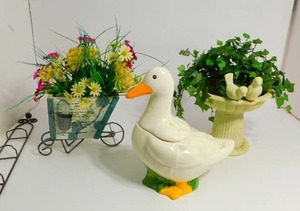 lot 42 image: Duck Cookie Jar-Pedestal Flower Planter-Decorator Flower Planter