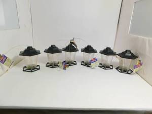 lot 44 image: Six Perky Pet Carriage Bird Feeders