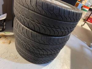 lot 9 image: Set of 3 Used Kumho All Season Tires with Alloy Wheels