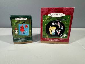 lot 23 image: Set of 2 Hallmark Barbie Keepsake Ornaments - Silken Flame & 1962 Hatbox Doll Case