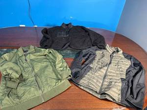 lot 99 image: Lot of 3 Mens Jackets Bernardo Olive Green, 32 Degrees Heat Puffer, and Black Fleece