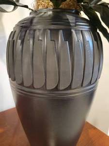 lot 78 image: Feather Black on Black Haeger Vase (flower arrangement) in the Style of Maria Martinez.