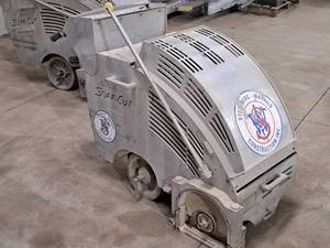 lot 242 image: Husqvarna Soff-Cut G2000 Gas Self-Propelled Saw