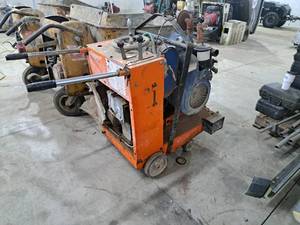 lot 246 image: Norton Clipper Concrete Wet Saw C-189-KAA