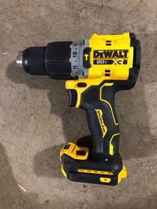 DEWALT 20V Compact Cordless 12 in. Hammer Drill (Tool Only) Customer Returns See Pictures