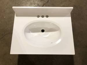 Design House Design House Cultured Marble Vanity Top 25-in., Solid White  Customer Returns See Pictures