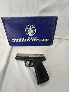 S & W SD9 2.0