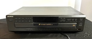 lot 36 image: Sony CDP-350Z Compact Disk Player