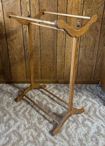 lot 104A image: Wooden Quilt Stand