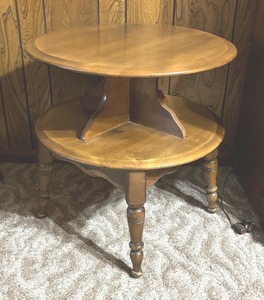 lot 94 image: Vintage Farmhouse Colonial Style Wooden Two Tiered Accent Table