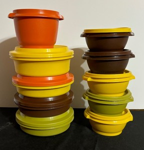 lot 98 image: Vintage Tupperware Containers