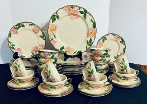 lot 69C image: Vintage Franciscan Desert Rose Dinnerware Service for Eight