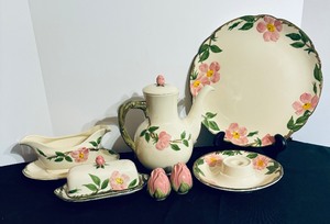 lot 197C image: Vintage Franciscan Desert Rose Serving Pieces