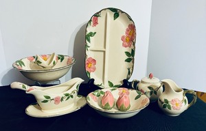 lot 253A image: Vintage Franciscan Desert Rose Serving Pieces
