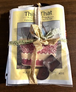 lot 190 image: This & That A Pickin Cute Tote Quilt Kit, New