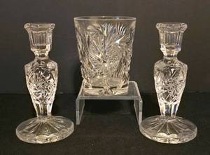 lot 125 image: Pair of Vintage American Cut Pinwheel Pattern Candleholders & Tumbler