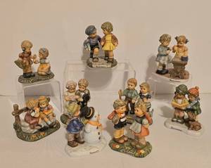 lot 129 image: Sweet Goebel Monthly Figurines