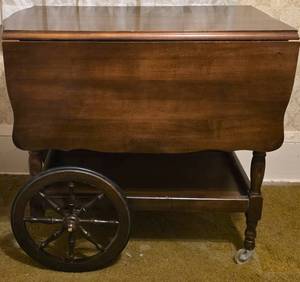 lot 206 image: Vintage Rolling Drop Leaf Wooden Bar Cart