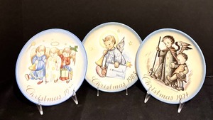 lot 72 image: Three Vintage Sister Berta Hummel Plates including The Guardian Angel, Angelic Messenger and Heavenly Trio