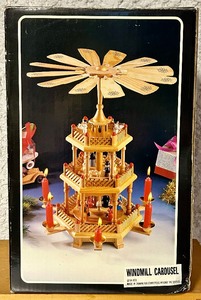 lot 324 image: Vintage German Wooden Christmas Carousel Candle Nativity