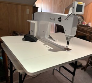 lot 1B image: Baby Lock Tierra II Quilting Machine