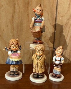lot 258 image: Four Hummel Figurines