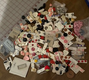 lot 261 image: Buttons Buttons Buttons