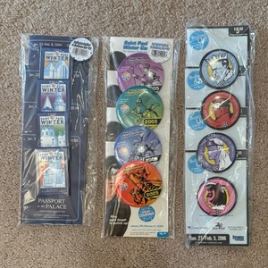 lot 141C image: New St. Paul Winter Carnival Buttons from 2004, 2005 and 2005