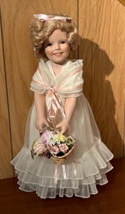 lot 109C image: Shirley Temple Doll by Danbury Mint