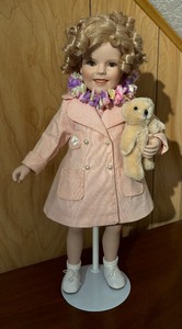 lot 54A image: Danbury Mint Shirley Temple Porcelain Doll