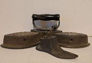 lot 217 image: Vintage Asbestos Sad Irons & More