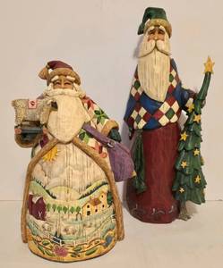 lot 287 image: Pair of Festive Jim Shore Heartwood Creek Figures