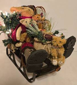 lot 297 image: Festive Teddy Bear in Sleigh Display