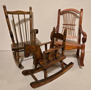 lot 389 image: Sweet Doll Furniture Collection