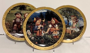 lot 351 image: MJ Hummel Embraces Lifes Journeys, Treasure One Another and Stay Close Forever Plates
