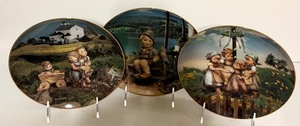 lot 355 image: Calendar Plate Collection by MJ Hummel