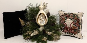 lot 359 image: Christmas Pillow, Porcelain Piece and More Decor