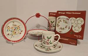 lot 404 image: Festive Sango and Hallmark Holiday Dishware