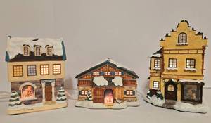lot 450 image: Three Hummel Christmas Village Buildings