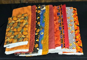 lot 523 image: Variety of Fabric