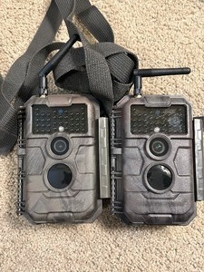 lot 55 image: Set of GardePro E6 Trail Cameras
