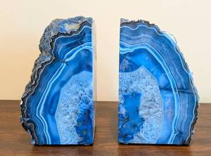 lot 27 image: Pair of Geode Slice Bookends