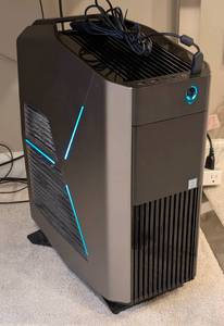 lot 34 image: Alienware Aurora R8 Gaming Desktop