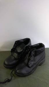 lot 237 image: Thoroughgood Mens Black Leather Work Boots Size 11.5 M