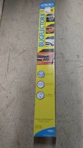lot 94 image: AVS Bugflector II Stone and Bug Deflector for Jeep Wrangler 07-14