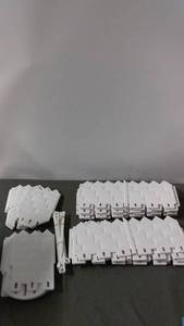 lot 107 image: Set of 24 White Plastic Interlocking Tiles with Connectors