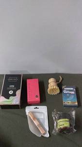 lot 184 image: Mixed Lot of Beauty and Personal Care Products including Tint Kit and Whitening Treatments