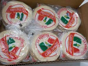 Case of 12 ct x 18 LaBandrita White...