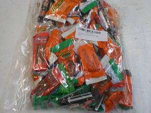 2 lb. Bag Xmas Chocolate Mix...